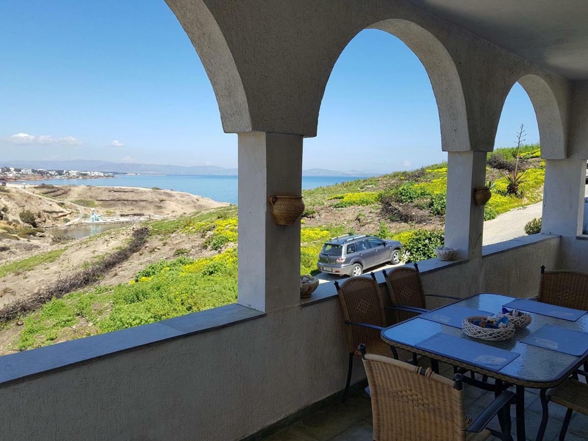 Blue. Two Storey House, 100 Meters From Sea Holiday home *